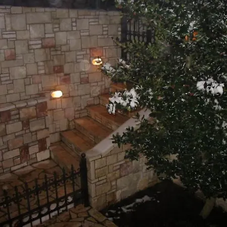 σπίτι στη λίμνη πλαστήρα μπελοκομίτη Belokomiti