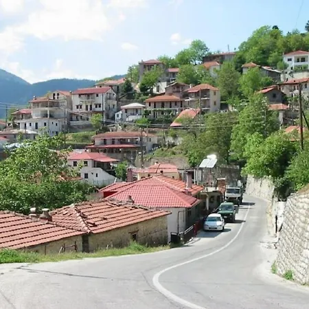 σπίτι στη λίμνη πλαστήρα μπελοκομίτη 펜션